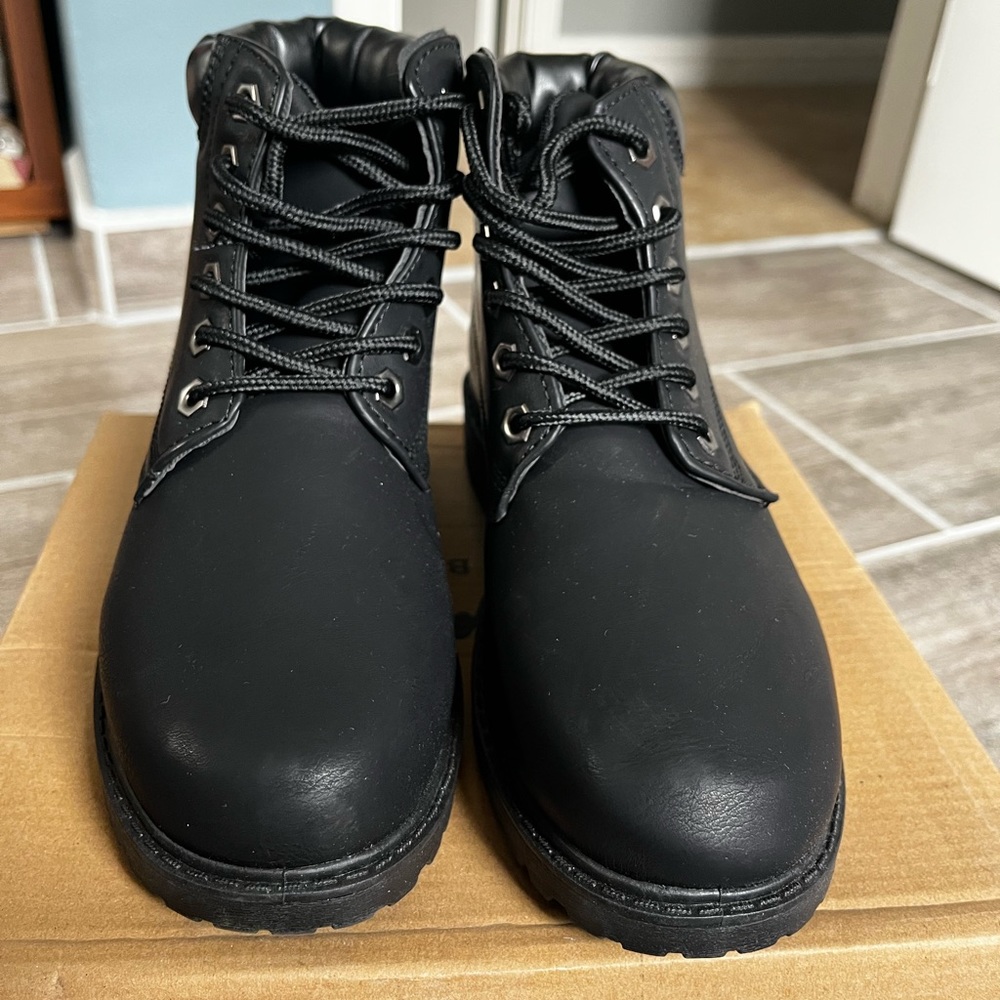 Black Boots